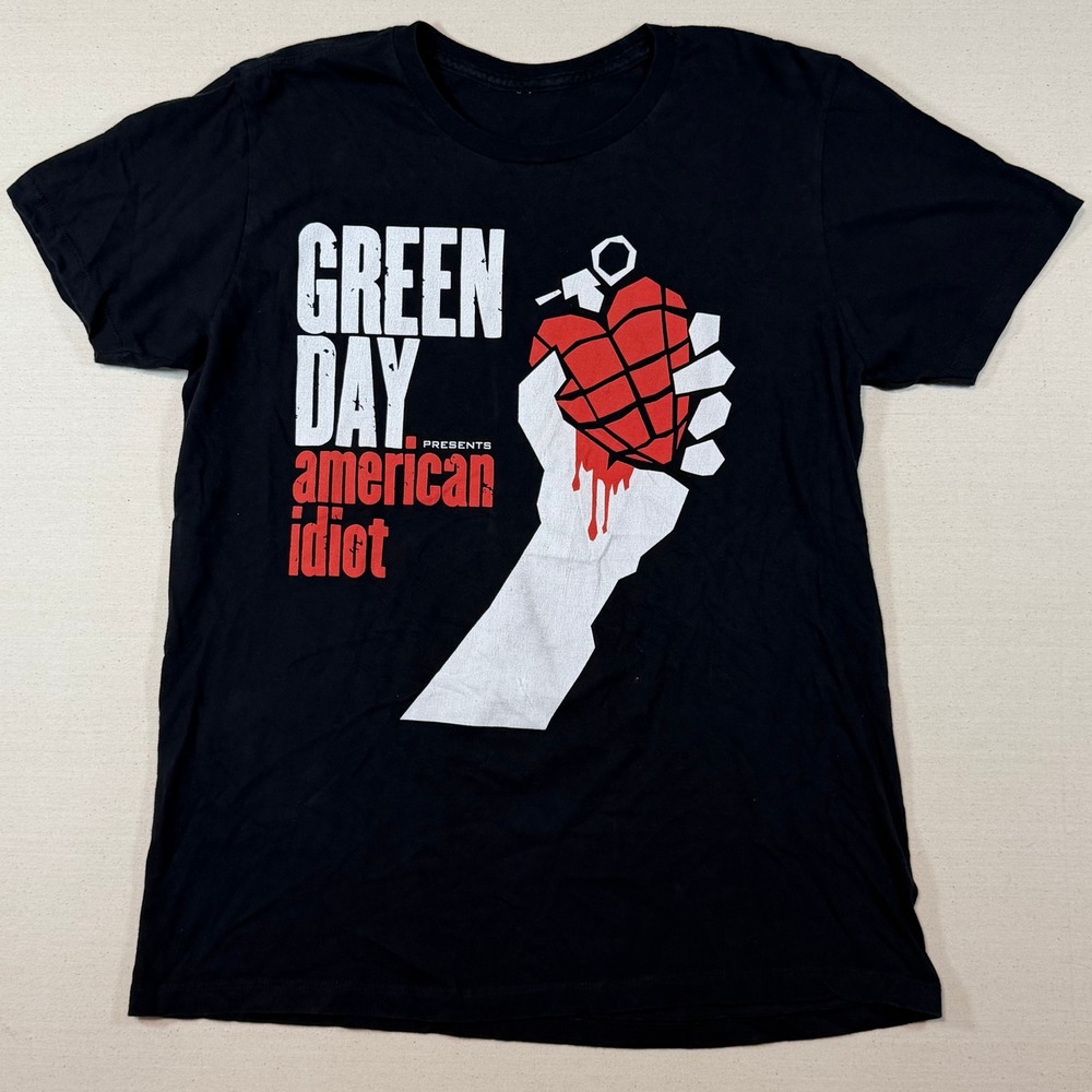 Green Day American Idiot Graphic T-Shirt Black Punk Rock Band Tee Medium